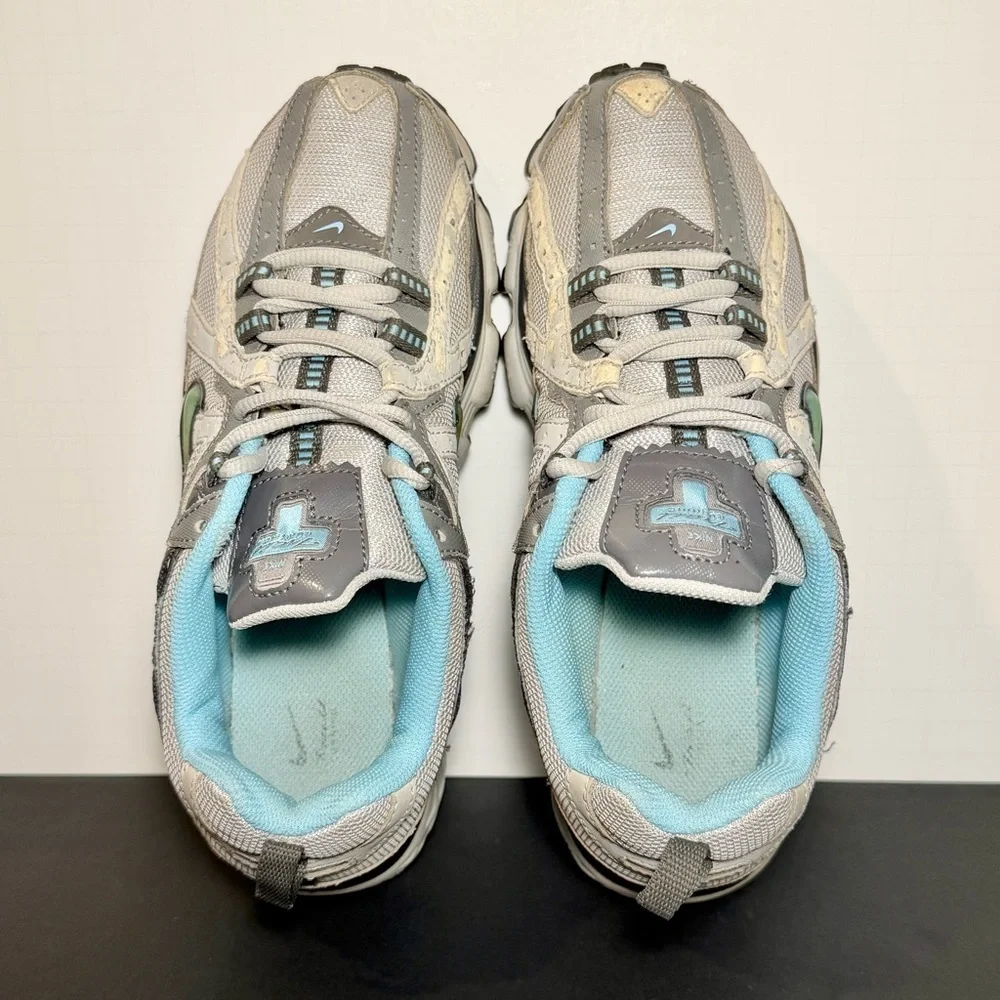Womens NIKE ACG Alvord Series Trail Running Shoes / Size 8.5